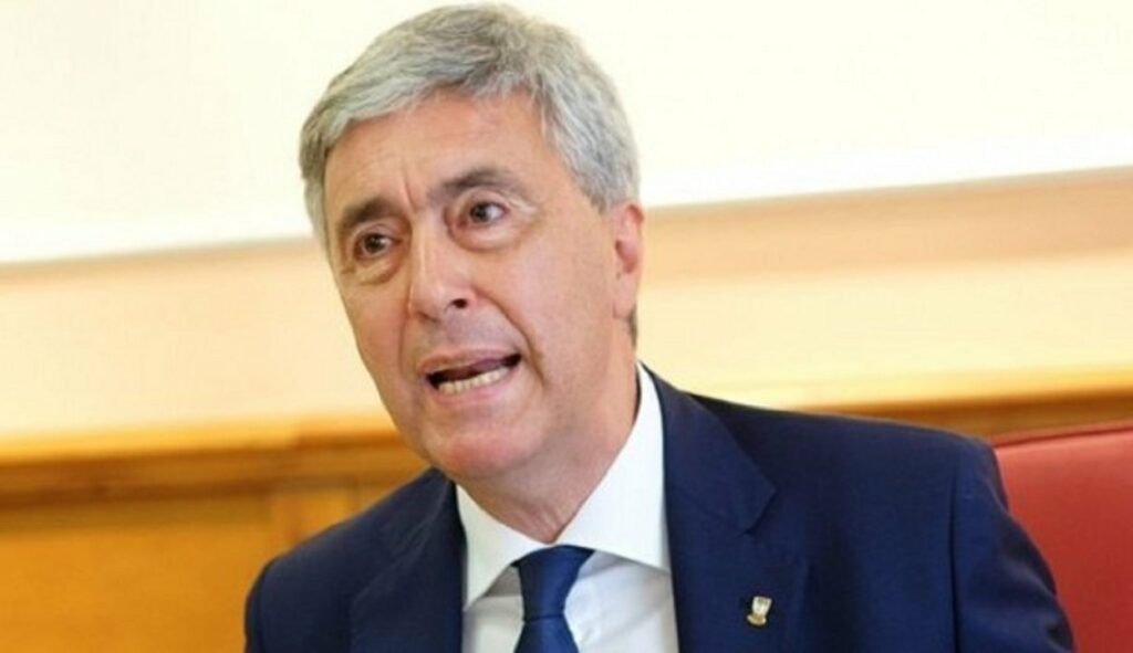 Cosimo Sibilia si è dimesso da presidente della LND